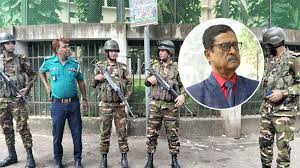 ফজলুর রহমানের বাসার সামনে ছাত্র-জনতার অবস্থান, সেনা মোতায়েন